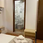 Kamaraton B&B