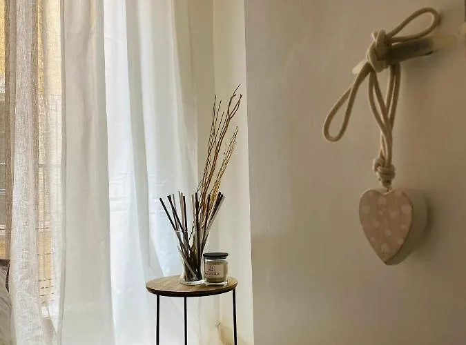 Kamaraton Oda ve Kahvaltı Marina di Camerota